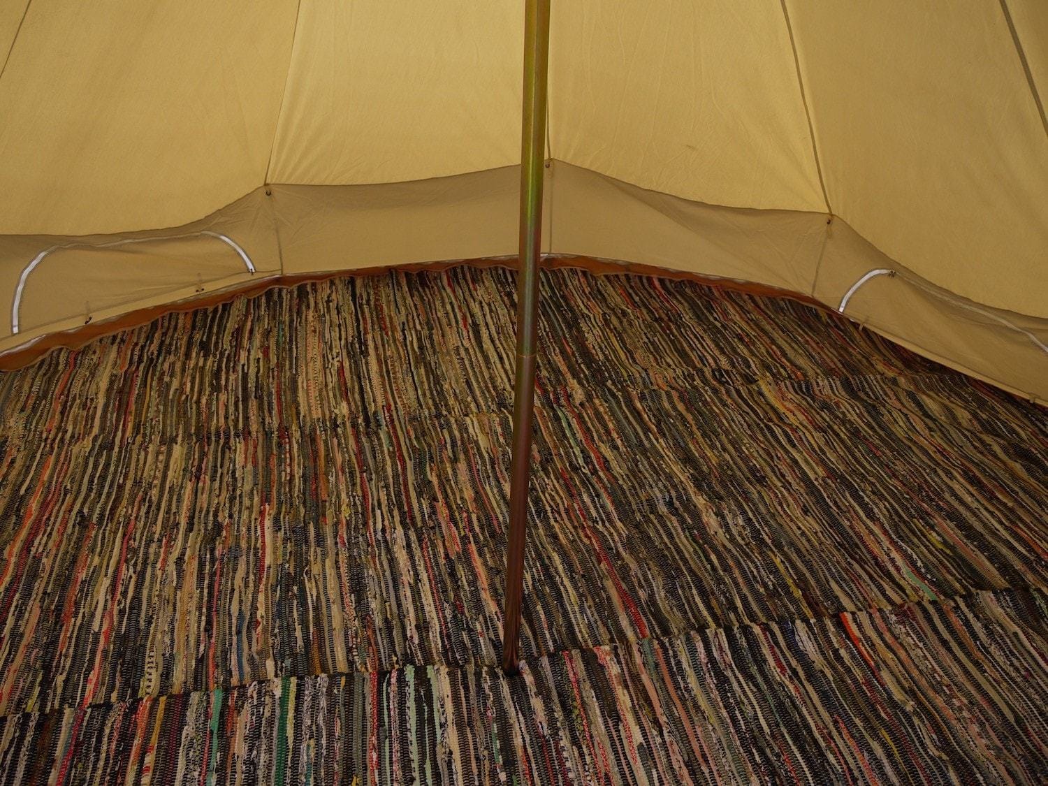 Tapis Chindi recyclés Bell Tent